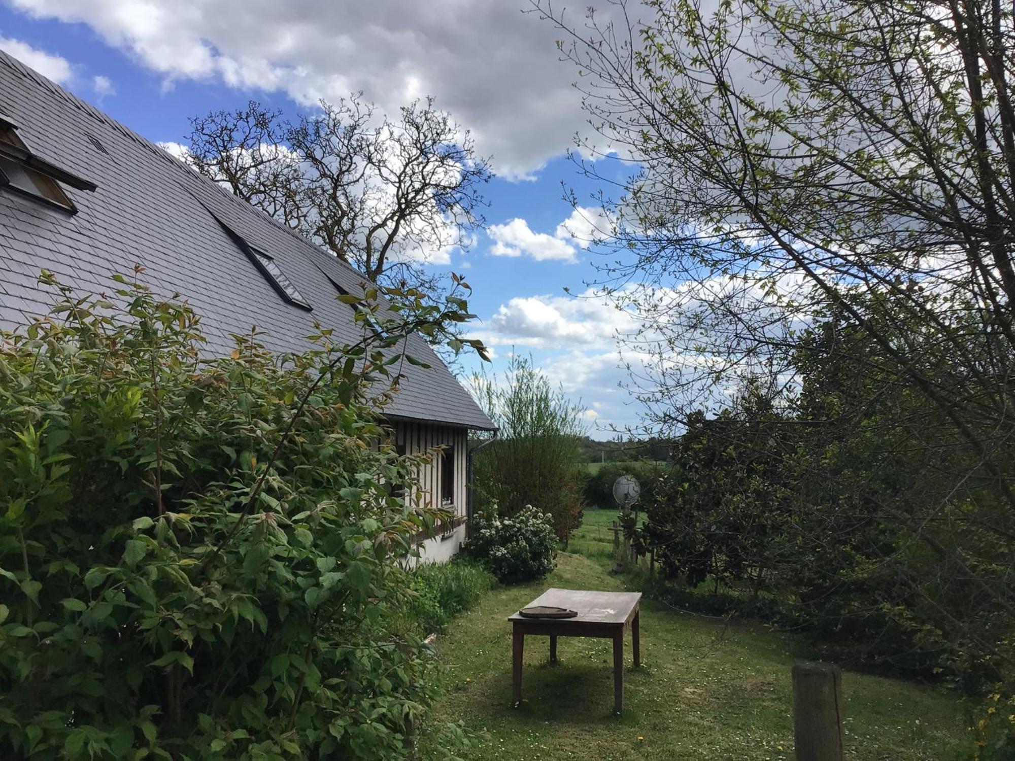 Gite Des Tournesols Ecaquelon Zewnętrze zdjęcie